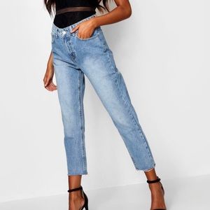 High waist raw hem mom jeans. NWT